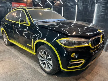 BMW X6 자차 보험처리로 강남 대치동에서  새차만들기(판금도색, 휠복원, 광택, 유리발수코팅, 유리막코팅) / 강남 대치동