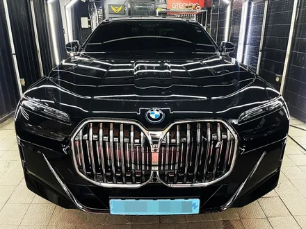 BMW i7 새차만들기- 부분도색, 광택,휠복원,유리막코팅 / 강남 대치동
