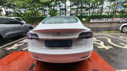 비 오는 날 사고 테슬라 판금도색 및 휠복원 자차 보험처리 진행 / 강남 대치동