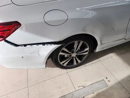 E200 컨버터블 자차 보험처리 판금도색 할증 안되게~ / 강남 대치동