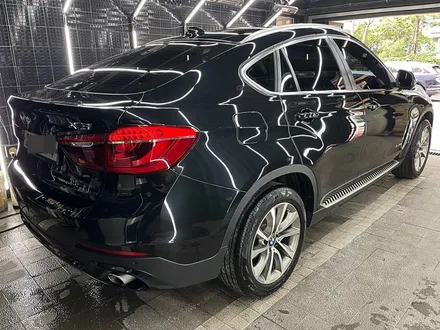 BMW X6 자차 보험처리로 강남 대치동에서  새차만들기(판금도색, 휠복원, 광택, 유리발수코팅, 유리막코팅) / 강남 대치동
