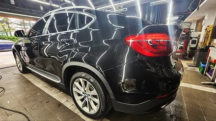 BMW X6 자차 보험처리로 강남 대치동에서  새차만들기(판금도색, 휠복원, 광택, 유리발수코팅, 유리막코팅) / 강남 대치동