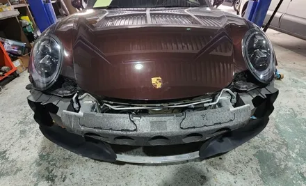 포르쉐 911 카레라 앞 범퍼 자차 보험처리 및 광택 시공 / 강남 대치동