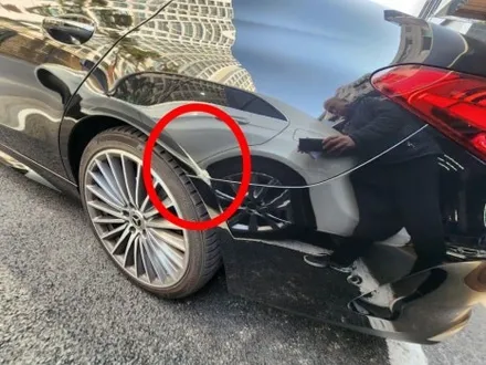 벤츠 C300 자차 보험처리 와 하단 크롬 몰딩 부품 가격 / 강남 대치동