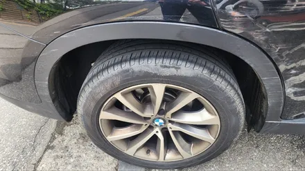 BMW X6 자차 보험처리로 강남 대치동에서  새차만들기(판금도색, 휠복원, 광택, 유리발수코팅, 유리막코팅) / 강남 대치동