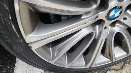 BMW 8년 차도 새 차 됩니다 - 새 차 만들기(판금 도색, 휠 복원, 광택) / 강남 대치동