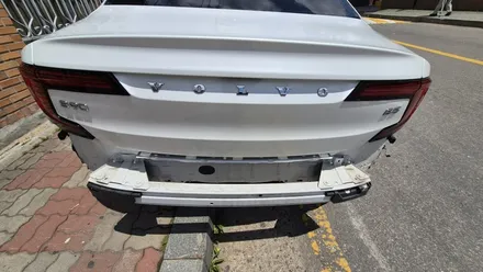 볼보 XC90 자차보험처리로 판금 도색, 휠복원, 광택까지! 신차처럼 새차만들기 / 강남 대치동