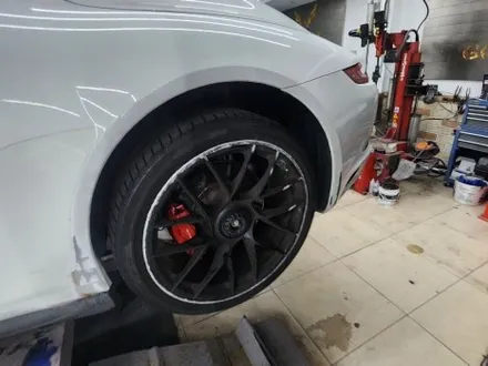 포르쉐 911 카레라 자차 보험처리로 판금도색 휠교환 등 대수리 / 강남 대치동