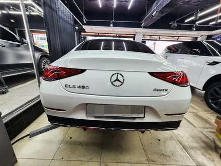 CLS 450 뒤범퍼 부분도색, 휠복원 작업이 완료 되었습니다. / 강남 대치동