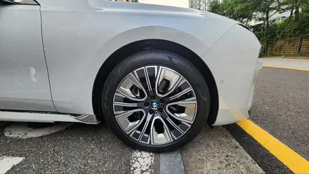최신형 BMW 740d 휠복원~ 따끈따끈 새차 휠이 긁혔을때 / 강남 대치동