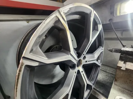BMW X5 자차 보험처리 범퍼복원 및 휠복원 완료 / 강남 대치동