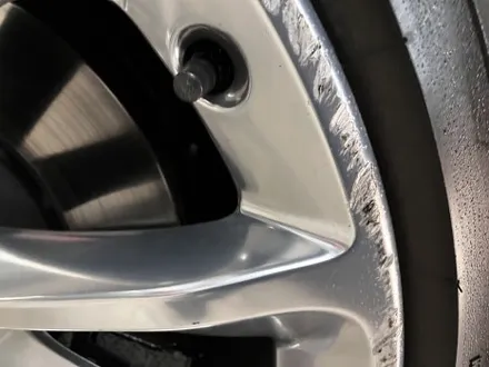 럭셔리 SUV 벤틀리 벤테이가 버핑휠 휠복원 작업 퀄리티. / 강남 대치동