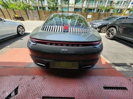강남 포르쉐 덴트 작지만 어려운 작업입니다. / 강남 대치동