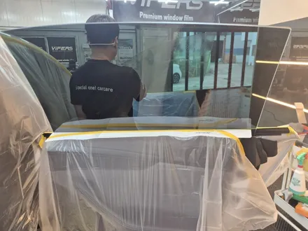 장유 신차 썬팅 테슬라 모델Y 열차단과 프라이버시를 동시에 / 경남 김해