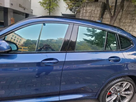 BMW X4M 썬팅+ 신차패키지+신차검수 블락포디 스카이블루 시공(은평구/서대문구/종로구) / 서울 은평구