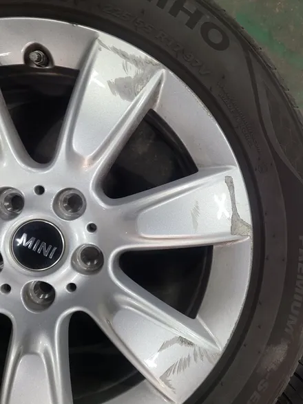 BMW 미니 컨트리맨 블랙유광 / 대구 동구 각산동