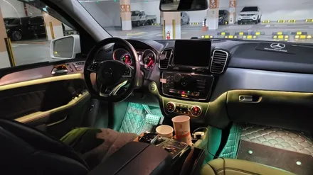 벤츠 GLE 350d 코더스(chorders) 엠비언트 라이트 출장 시공! 엄청 화려해졌습니다! / 시흥, 안산, 군포, 안양