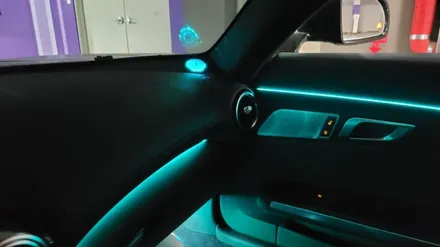 벤츠 AMG GT 2도어 코더스엠비언트 출장시공! 어두운실내를 화려하게 바꾸다 / 시흥, 안산, 군포, 안양