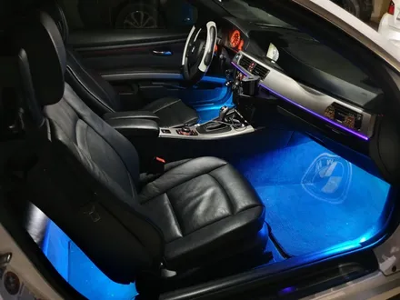 e93 328i 컨버터블 엠비언트 시공 후에도 느껴지는 심심함을 풋등으로 해결!! / 시흥, 안산, 군포, 안양