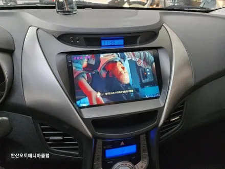 12년식 아반떼MD 순정느낌  9인치 안드로이드올인원 설치하니 신세계가 따로없네ㅋ