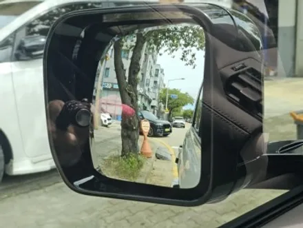 디펜더에 필요한 작업 옵틱글래스 광각미러!안산썬팅에서 전면 썬팅까지~