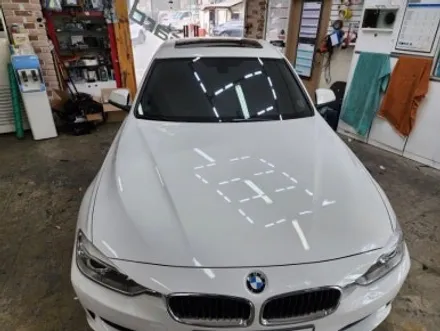 안산썬팅 업체 방문한 BMW 3시리즈 전면썬팅 블락포디 반반사 썬팅 올라!!~~~