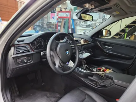 안산썬팅 업체 방문한 BMW 3시리즈 전면썬팅 블락포디 반반사 썬팅 올라!!~~~