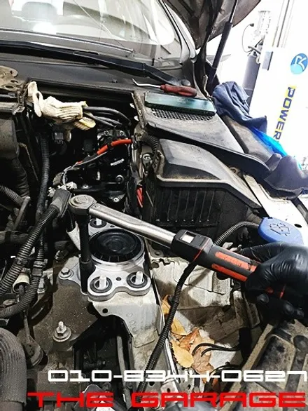 < 볼보 S60 D2 소모품 교환작업 > 벤츠정비 아우디정비 bmw정비 수입차정비 1급공업사 사고수리 보험수리 자차보험수리 판금도색 바디킷 컨버젼 / 대전 유성 화암동
