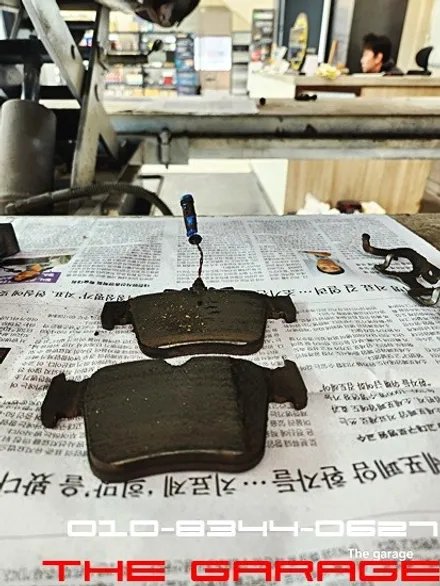 < 대전 수입차정비 벤츠 GLC 브레이크패드 디스크로터 앞뒤 교환 제동력 완벽 복원 작업 안전을 위한 필수 정비 작업의 퀄리티가 결과를 말합니다 > / 대전 유성 화암동