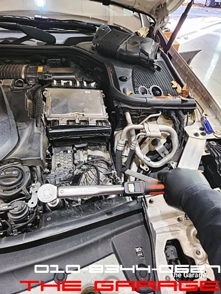 < 벤츠 CLS 400d 엔진오일 교환작업 > 대전세종엔진오일 대전엔진오일 대전미션오일 대전디퍼런셜오일 대전합성유 벤츠엔진오일 bmw엔진오일 / 대전 유성 화암동