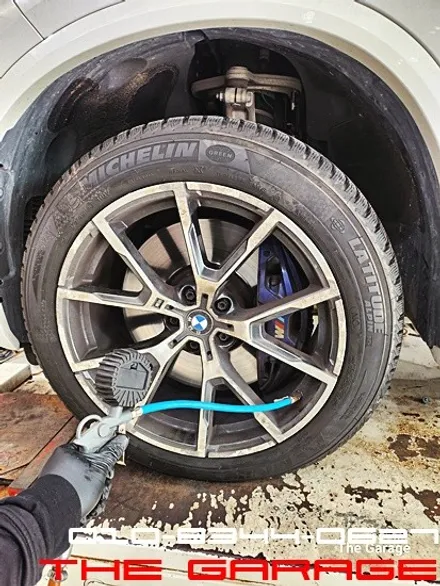 < BMW X5 M50d 엔진오일 교환 > 대전세종엔진오일 대전엔진오일 대전미션오일 대전디퍼런셜오일 대전합성유 대전tc오일 벤츠엔진오일 아우디엔진오일 / 대전 유성 화암동
