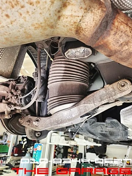 < 벤츠 CLS 리어에어쇼바 교환작업 > 대전수입차정비 대전벤츠정비 대전아우디정비 대전BMW정비 엔진마운트 미션마운트 엔진미미 미션미미 / 대전 유성 화암동