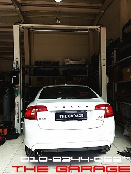 < 볼보 S60 D2 소모품 교환작업 > 벤츠정비 아우디정비 bmw정비 수입차정비 1급공업사 사고수리 보험수리 자차보험수리 판금도색 바디킷 컨버젼 / 대전 유성 화암동
