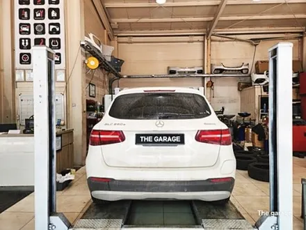 < 대전 수입차정비 벤츠 GLC 브레이크패드 디스크로터 앞뒤 교환 제동력 완벽 복원 작업 안전을 위한 필수 정비 작업의 퀄리티가 결과를 말합니다 > / 대전 유성 화암동