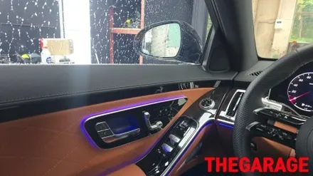 벤츠 W223 S클래스 액티브엠비언트 + 4D 부메스터 실내튜닝 2종세트 시공 / 대전 유성 화암동