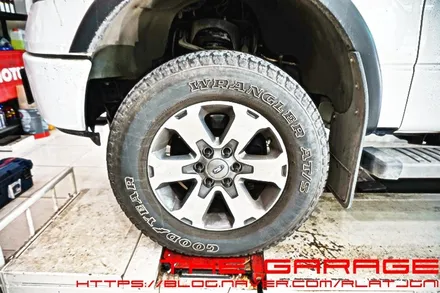 대전세종시픽업트럭 대전F150 대전F250 대전F350 대전렘1500 대전닷지 - < 더 게러지 > 포드 F150 BF굿리치 타이어  275 / 70/ 18 3d얼라이먼트 적용 / 대전 유성 화암동