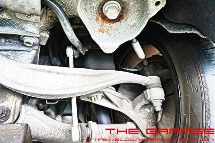 대전bmw5gt에어쇼바 대전에어쇼바 대전에어스프링 대전수입차에어쇼바 - BMW 5GT 리어 에어스프링 교환작업 인스톨 / 대전 유성 화암동