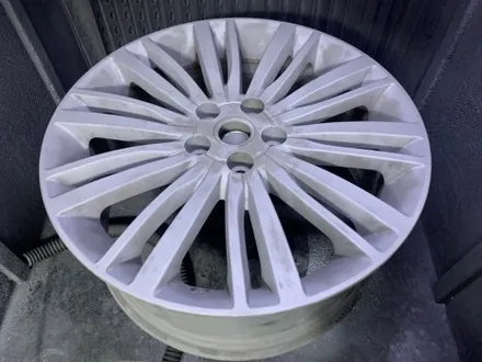 별내 랜드로버 디스커버리5 20인치 휠 유광블랙 분체도장 작업 / 남양주, 강동, 하남, 송파