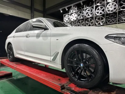 BMW휠복원 5시리즈 19인치 유광블랙 휠복원 후기 - 스크래치 휠수리 작업과정 공개 / 남양주, 강동, 하남, 송파