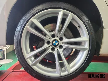 bmw gt m 순정 20인치 주차기스 스크레치 휠복원 ~! 남양주휠복원 구리휠복원 남양주타이어 의정부휠복원  휠복원 휠수리 다산동타이어 / 남양주, 강동, 하남, 송파