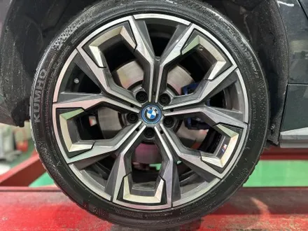구리 별내 휠복원 휠수리 bmw i4 윈터 스노우 타이어 교체 작업 / 남양주, 강동, 하남, 송파