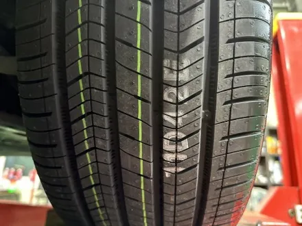 구리 별내 미니 클럽맨 17인치및 금호 솔루스 225/45ZR17 타이어 교체 및 얼라이먼트 작업 / 남양주, 강동, 하남, 송파