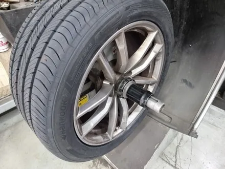 245/45R18-275/40R18 bmw 5시리즈 에어s 타이어 장착 및 얼라이먼트 / 남양주, 강동, 하남, 송파