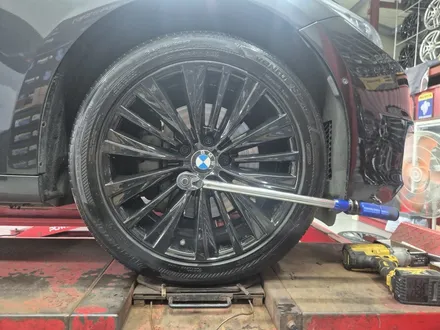 BMW 5GT 19인치휠복원 프리미엄 분체도장 유광블랙 / 남양주, 강동, 하남, 송파