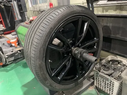 남양주 휠복원/잠실휠복원 bmw3시리즈 g바디 신형 분체도장 매트블랙 작업 과정을 소개 합니다. / 남양주, 강동, 하남, 송파