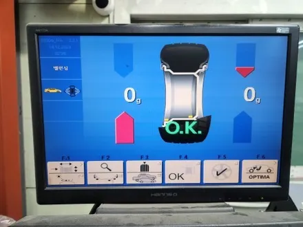 구리/ 남양주/ 하남/ 상봉 _기아  쏘렌토 20인치 유광블랙분체도장 & 금호크루젠 EV HP 71 255 45 20 타이어교체_ 휠수리/휠복원/ 휠도색 / 남양주, 강동, 하남, 송파