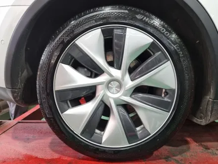 남양주 망우 _ 테슬라 모델Y 19인치 한국타이어 ion evo AS SUV 255 45 19 타이어 교체 작업 / 전기차 타이어교체/ 남양주휠복원 / 남양주타이어 / 남양주, 강동, 하남, 송파