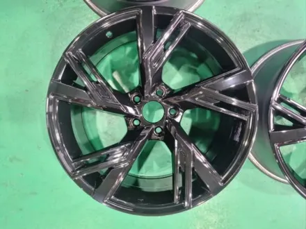 망우 다산 _ 아우디 A6 19인치 유광블랙 휠복원 도색 분체도장 작업 _  남양주휠복원 / 남양주휠수리 / 남양주캘리퍼도색 / 남양주, 강동, 하남, 송파
