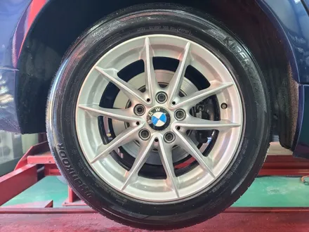 bmw 3시리즈 16인치 실버 주차기스 복원도장/남양주복원도장/다산신도시에서휠복원하기/다산휠복원 휠수리/의정부복원도장/의정부휠수리/휠수리싸고좋은집 / 남양주, 강동, 하남, 송파