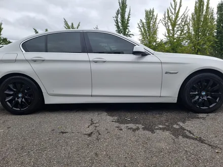 수입차휠복원전문 - bmw 5시리즈 블랙색상으로 복원 완료 / 남양주, 강동, 하남, 송파